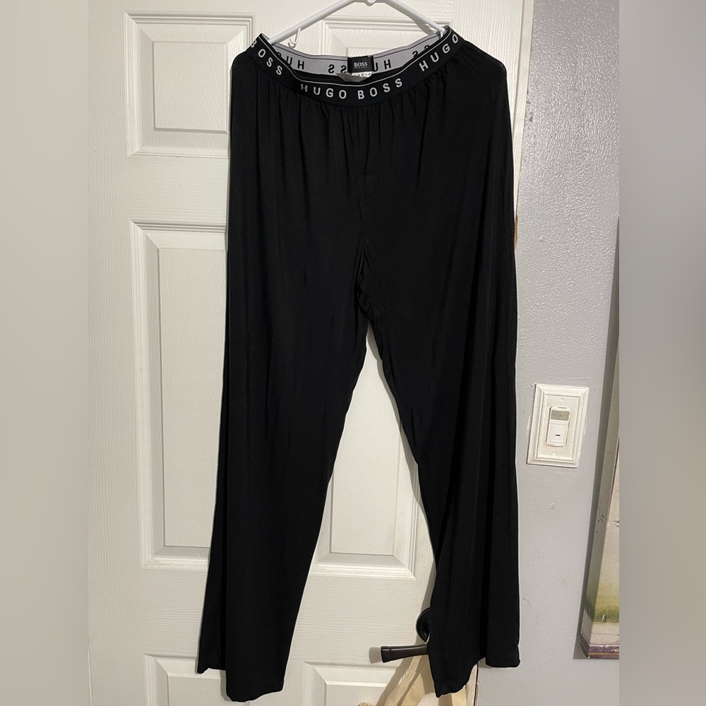 HUGO BOSS SLEEP PANTS SIZE M